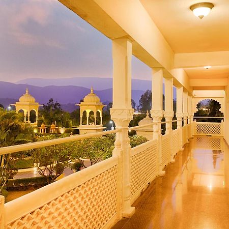 Hotel Club Mahindra Udaipur Exterior foto